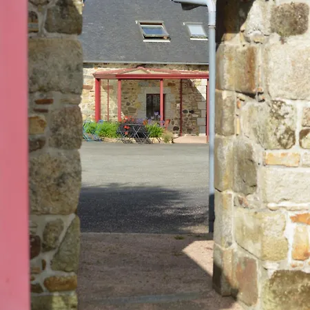 Le Relais De Beaucemaine Ploufragan