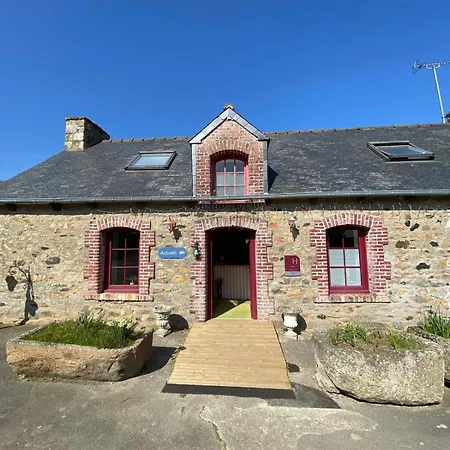 Le Relais De Beaucemaine Hotel Ploufragan